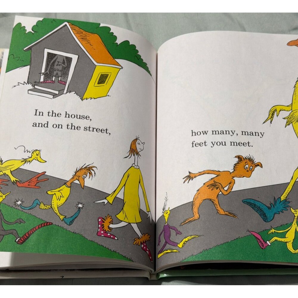 VTG Dr Seuss Book 1968 The Foot Book Random House New York Hard Cover - Picture 12 of 14